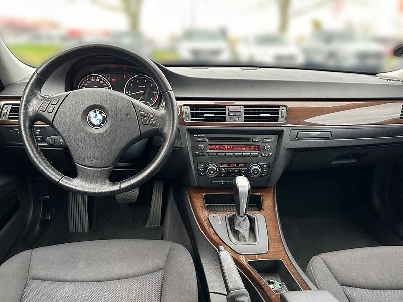 BMW 318i